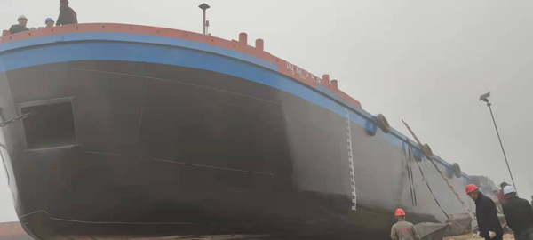 恭喜李老板船只下河，船號（四航258）